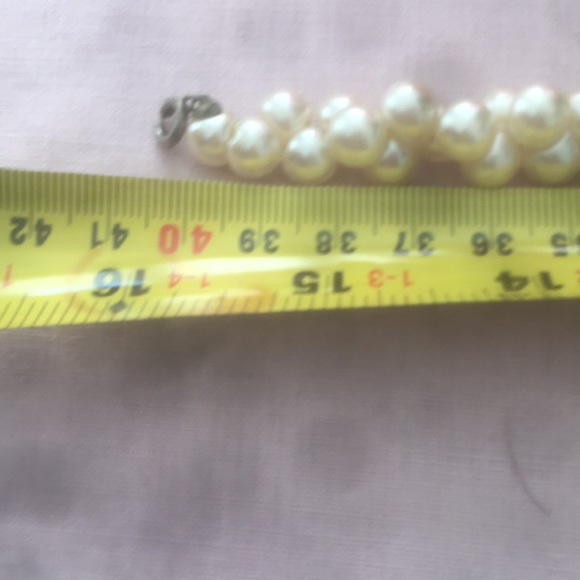 VINTAGE CHIC Faux Pearl Choker 1050’s 🔥 - Picture 13 of 16